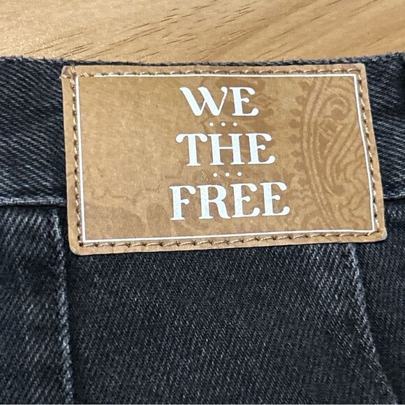 Free People We The Free CRVY Siren Low Rise Straight Jeans Black Size 25 - Picture 8 of 13